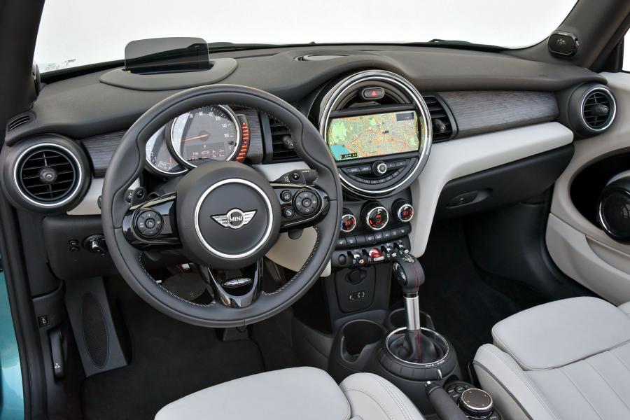  Mini Cooper S Cabrio 2016 года  (US) (фото 30 из 30)
